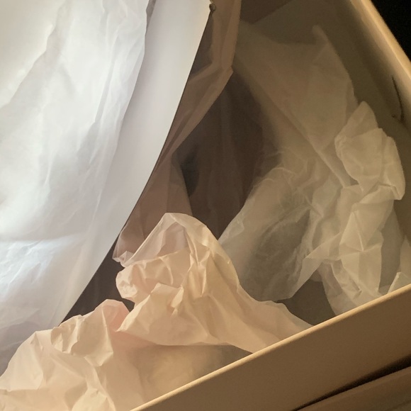 White — square toe sandle heels - Picture 9 of 9